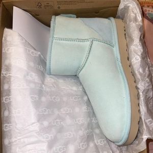 Ugg mini boots